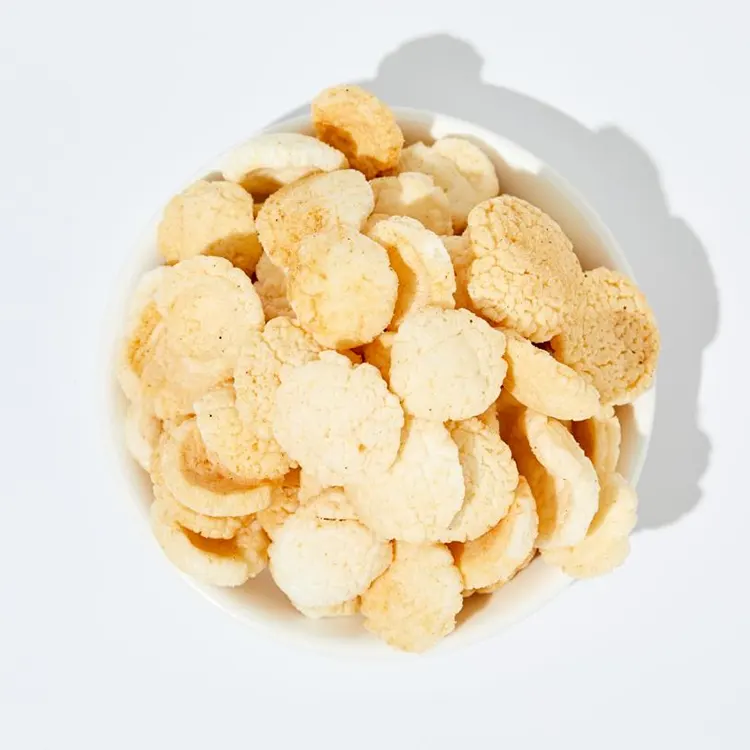 2,5kg de fatias de biscoito de arroz crocante com sabor de sal e pimenta
