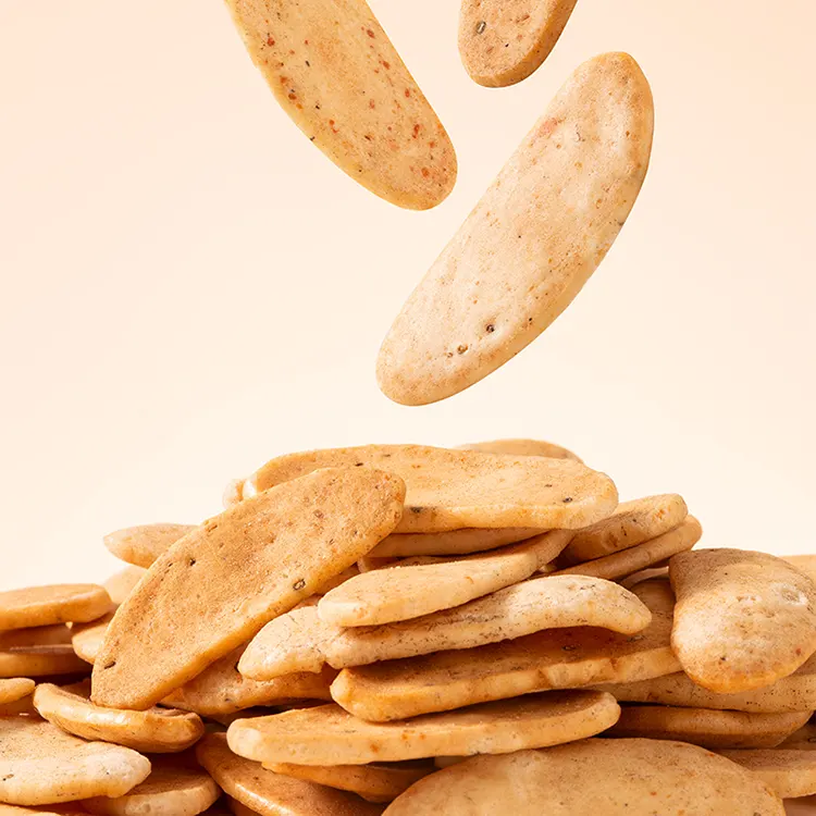 Fatias de biscoito de arroz com gergelim frito com sal de 2,5 kg